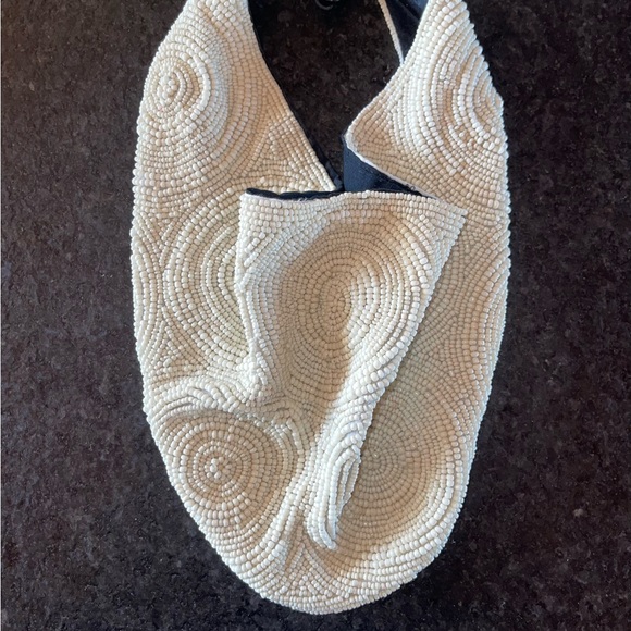 Beautiful beaded scarf necklace in the style of Migonne Gavigan! - Picture 1 of 2